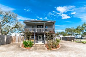 Plantation Oaks RV Park office